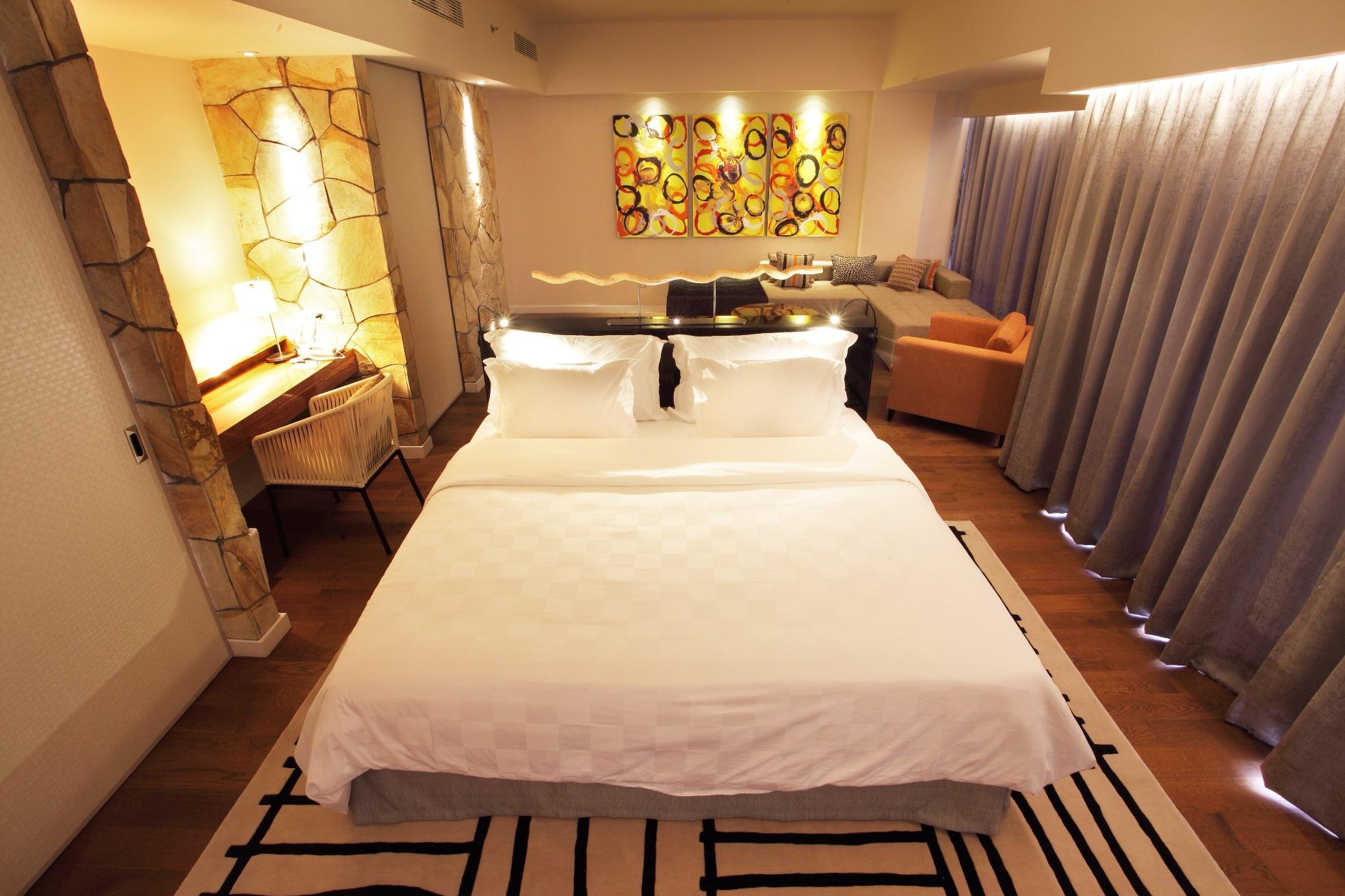 Ts Suites Seminyak Exterior foto A room at the hotel